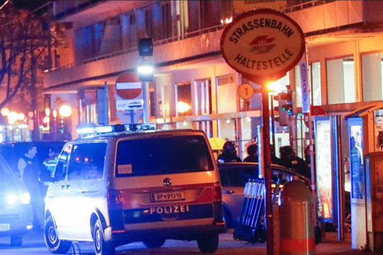 Áo: Xả súng tại thủ đô Vienna, ít nhất 1 người thiệt mạng
