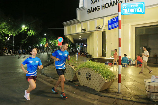 Giải chạy đêm VnExpress Marathon Hanoi Midnight 2020 sẽ khởi tranh vào 28-11