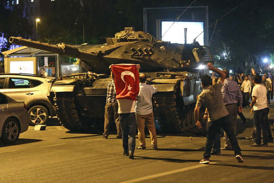 Thổ Nhĩ Kỳ tuyên án hàng trăm người liên quan vụ đảo chính năm 2016