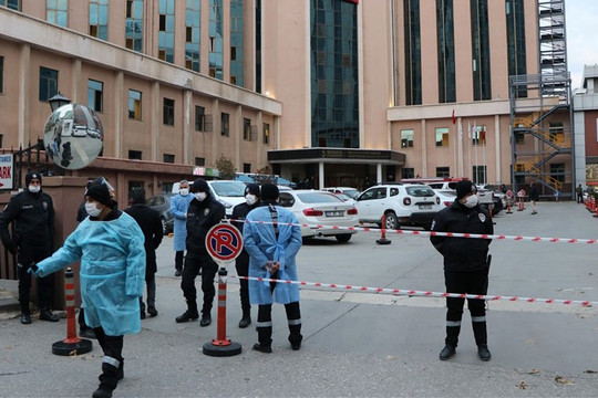 Thổ Nhĩ Kỳ: Hỏa hoạn tại bệnh viện khiến 8 người chết
