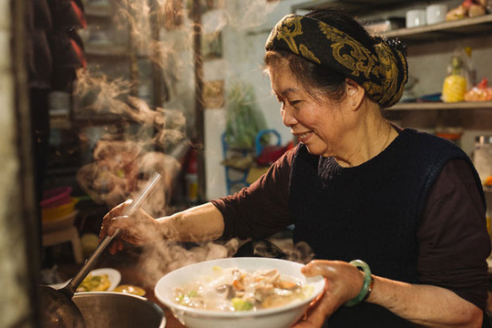 Cỗ Tết truyền thống Bát Tràng: Lan tỏa ẩm thực Hà thành