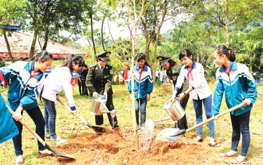 Trồng 7.000 cây xanh dịp đầu Xuân Tân Sửu 2021 tại Mê Linh