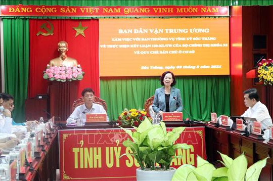 Trưởng ban Dân vận Trung ương Trương Thị Mai làm việc tại Sóc Trăng