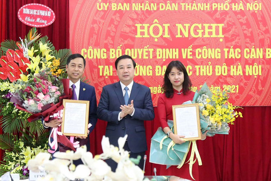 Công bố quyết định về công tác cán bộ tại Trường Đại học Thủ đô Hà Nội