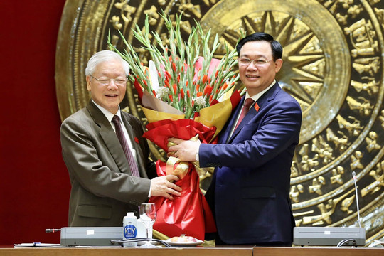 Đoàn đại biểu Quốc hội Hà Nội chúc mừng Chủ tịch nước Nguyễn Phú Trọng hoàn thành xuất sắc nhiệm vụ nhiệm kỳ 2016-2021