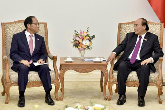 Thủ tướng Nguyễn Xuân Phúc tiếp các tập đoàn công nghệ cao hàng đầu Hàn Quốc