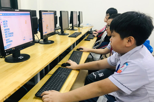 240 thí sinh xuất sắc tham dự chung kết hội thi Tin học trẻ thành phố Hà Nội