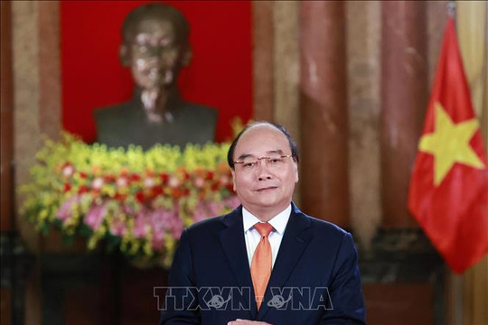 Chủ tịch nước Nguyễn Xuân Phúc tham dự phiên khai mạc Diễn đàn châu Á Bo Ao