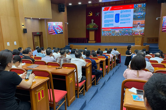 Các điểm cầu tham gia học tập 10 chương trình công tác của Thành ủy Hà Nội khóa XVII