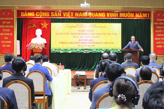 Ban Tôn giáo Chính phủ gặp mặt người nước ngoài sinh hoạt tôn giáo tại Việt Nam
