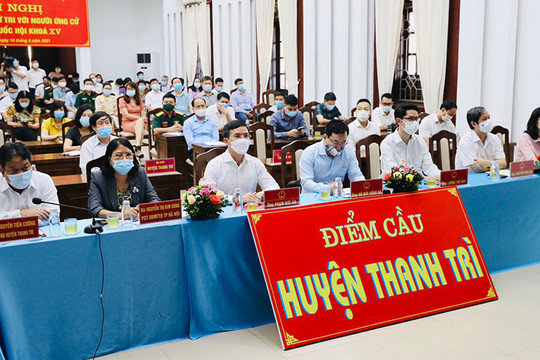 Người ứng cử đại biểu Quốc hội khóa XV vận động bầu cử tại huyện Thanh Trì