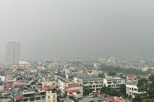Khói rơm rạ làm chất lượng không khí ở Hà Nội suy giảm