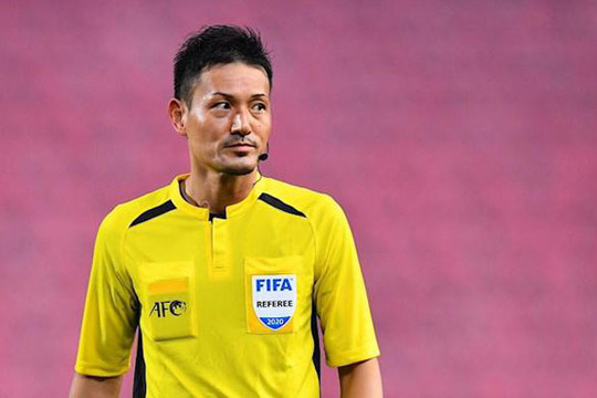 Trọng tài Nhật Bản bắt chính trận Malaysia - Việt Nam