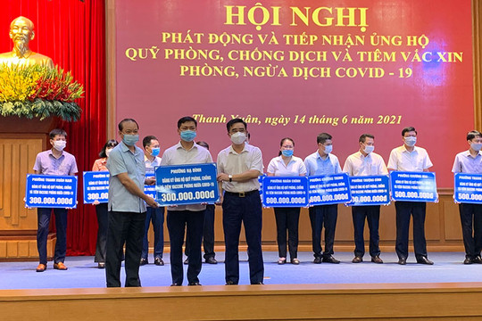 Các đơn vị quận Thanh Xuân đăng ký ủng hộ 6,24 tỷ đồng cho Quỹ phòng, chống dịch Covid-19