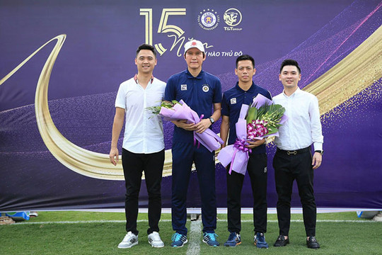 Chưa hết cách ly, Quang Hải, Duy Mạnh, Đức Huy vắng mặt trong lễ tri ân của Hà Nội FC