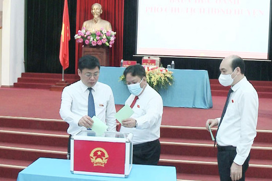 Đồng chí Nguyễn Tiến Cường tiếp tục được bầu làm Chủ tịch UBND huyện Thanh Trì