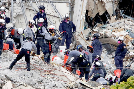 Gia tăng số người thiệt mạng trong vụ sập nhà tại Mỹ