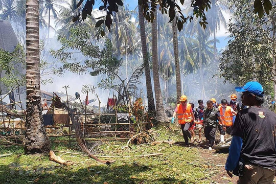 Vụ tai nạn máy bay quân sự Philippines: Ít nhất 45 người đã thiệt mạng