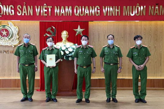 Công an thành phố Hồ Chí Minh được khen thưởng về thành tích bắt tử tù trốn trại