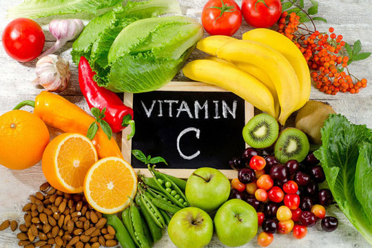 Tăng cường vitamin C trong mùa dịch