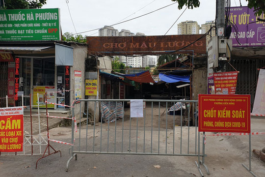 Chợ Mậu Lương (phường Kiến Hưng, quận Hà Đông) mở cửa trở lại