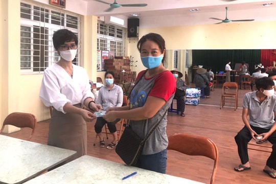 Hà Nội kiến nghị tháo gỡ vướng mắc trong triển khai gói hỗ trợ an sinh xã hội