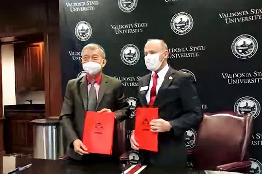 Trường Cao đẳng Viễn Đông gia hạn thành công chương trình du học Mỹ với Đại học Valdosta