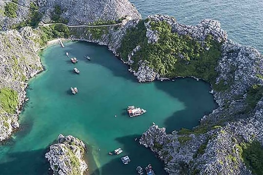 Những vịnh, đảo đẹp ''như mơ'' ở Hải Phòng
