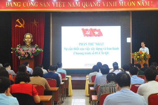 1.200 cán bộ, đảng viên quận Hoàn Kiếm học tập quán triệt nghị quyết Đảng