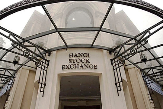 Giá trị vốn hóa thị trường niêm yết HNX tăng 6,18% trong tháng 10