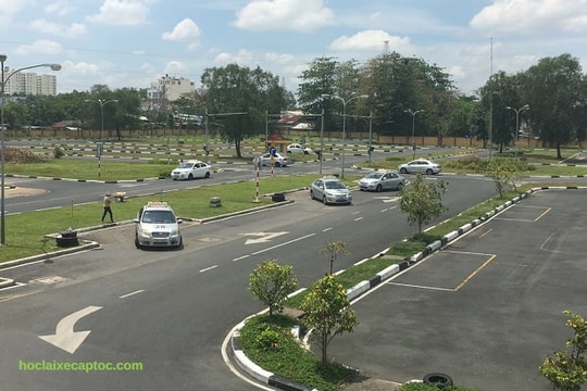 Thủ tục đăng ký học lái xe ô tô Hà Nội và nội dung học cần biết