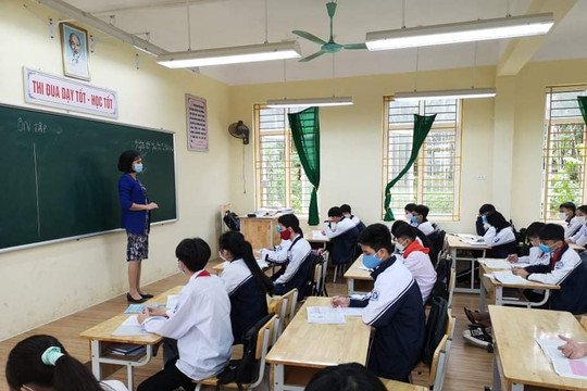 Ngày đầu tiên học sinh lớp 9 huyện Ba Vì trở lại trường: Nền nếp học tập, ý thức phòng, chống dịch tốt