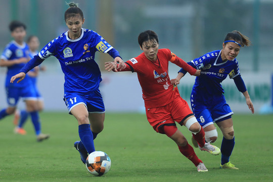 Giải bóng đá nữ vô địch quốc gia 2021: Hà Nội Watabe vươn lên đầu bảng
