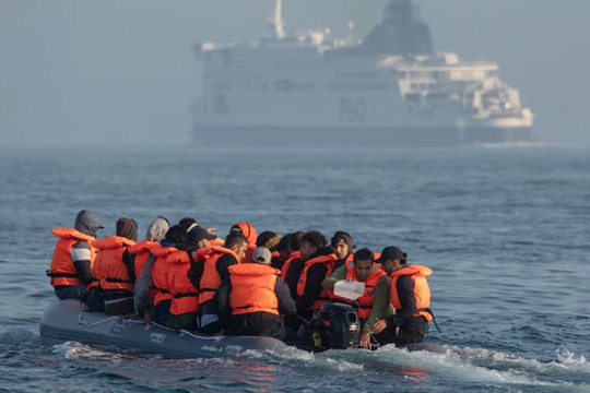 Mối quan hệ Anh - Pháp: Thêm rạn nứt quanh vấn đề người di cư