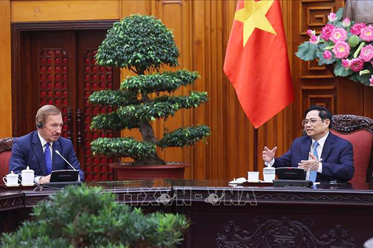 Thủ tướng Phạm Minh Chính tiếp Chủ tịch Công ty cho thuê tàu bay ALC