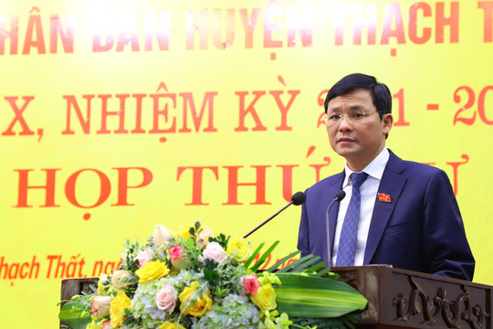 Phó Chủ tịch HĐND thành phố Hà Nội Phạm Quí Tiên dự kỳ họp cuối năm huyện Thạch Thất