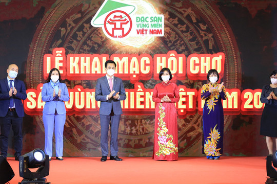 Khai mạc ''Hội chợ Đặc sản vùng miền Việt Nam 2021''