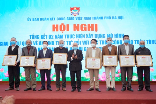 Giáo họ tự quản về an ninh trật tự