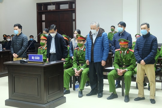 Tuyên phạt bị cáo Nguyễn Đức Chung 3 năm tù