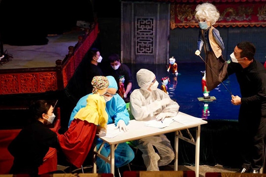 Nhà hát Múa rối Thăng Long đoạt giải Nhất chương trình biểu diễn tuyên truyền chống dịch Covid-19