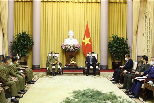 Chủ tịch nước Nguyễn Xuân Phúc tiếp Bộ trưởng Bộ Công an Lào Vilay Lakhamphong