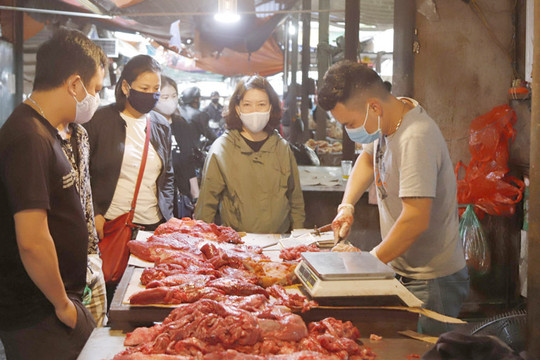 Tăng cường quản lý thực phẩm tại chợ