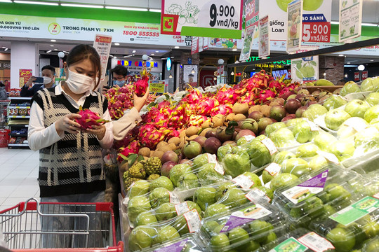 Một số siêu thị, cửa hàng tiện lợi hoạt động xuyên Tết