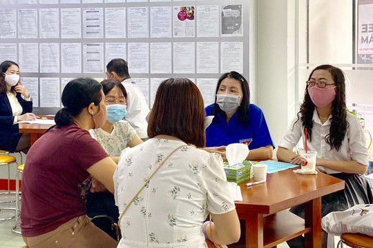 Thành phố Hồ Chí Minh: Sôi động thị trường tuyển dụng lao động sau Tết