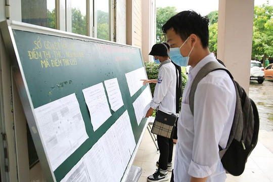 Hà Nội tổ chức ba môn thi tuyển sinh lớp 10 vào trường công lập không chuyên