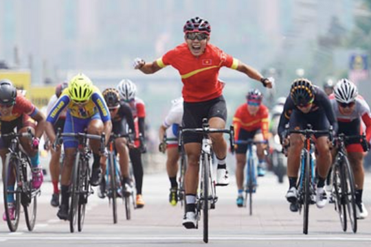 Nguyễn Thị Thật giành Huy chương vàng Giải xe đạp vô địch châu Á