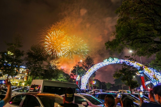 Tổ chức bắn pháo hoa tầm cao dịp Giỗ Tổ Hùng Vương 2022