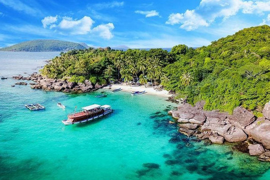 Phát triển Côn Đảo thành khu du lịch sinh thái biển đảo tầm cỡ quốc tế