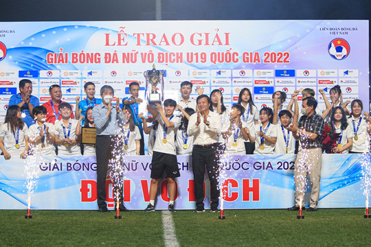 U19 Hà Nội vô địch Giải bóng đá nữ U19 quốc gia năm 2022