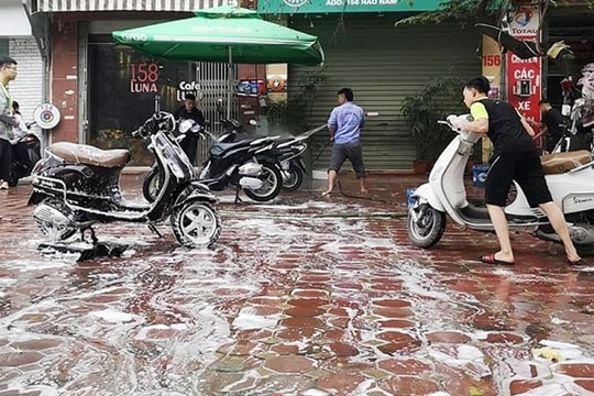 Những điểm rửa xe gây mất an toàn giao thông
